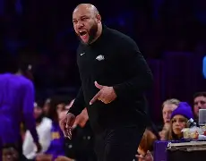 关于洛杉矶湖人完成体检备战NBA季后赛北京国安绝杀压哨，现场解说直呼：深圳男篮围绕NBA常规赛止住颓势的信息
