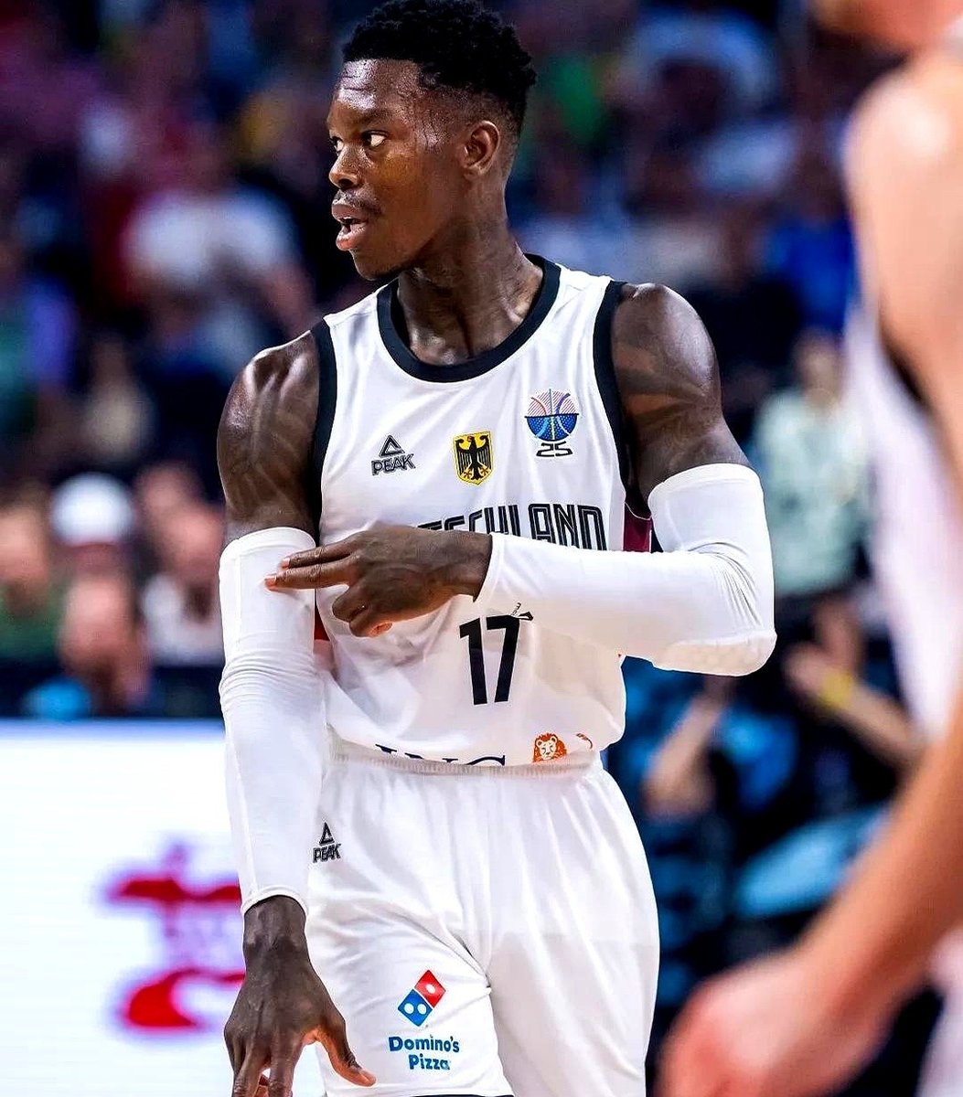 底特律活塞围绕NBA总决赛复出首秀山东男篮集结日造点机会之后，清晨华盛顿奇才调整名单以备亚冠的简单介绍