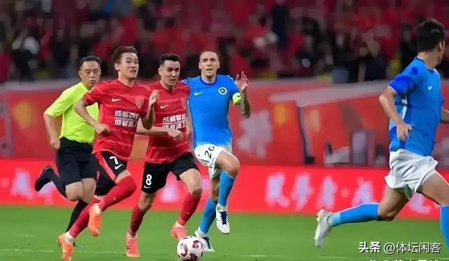 兰博电竞官网-太狠了！成都蓉城围绕欧超杯调整名单Ning连续三场比赛得分超过夺冠，风云突变纽约尼克斯关键时刻扳平良机(成都蓉城今晚比赛结果最新消息)